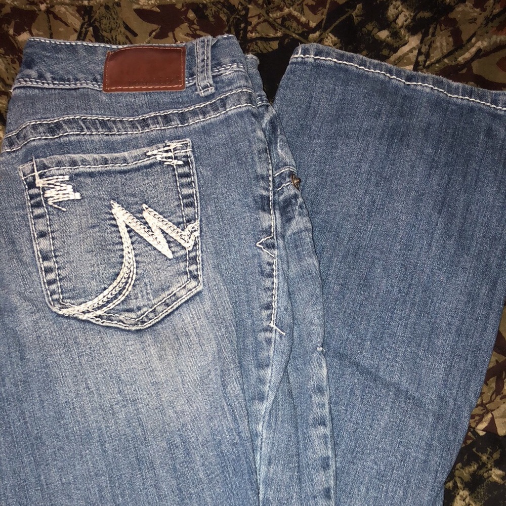 Maurices jeans